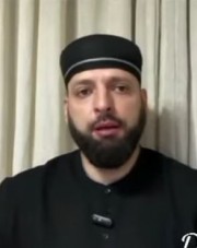 Si su esposo reza y aplica el Islam pero su trato no es bueno, ¿qué es recomendable hacer?