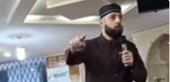 Quien no agradece a la gente no le agradece a Allah