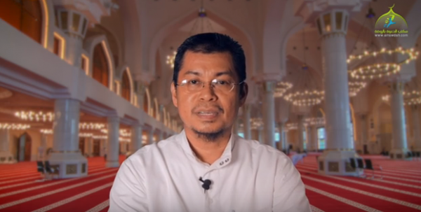 Ang Tatlong mga Saligan